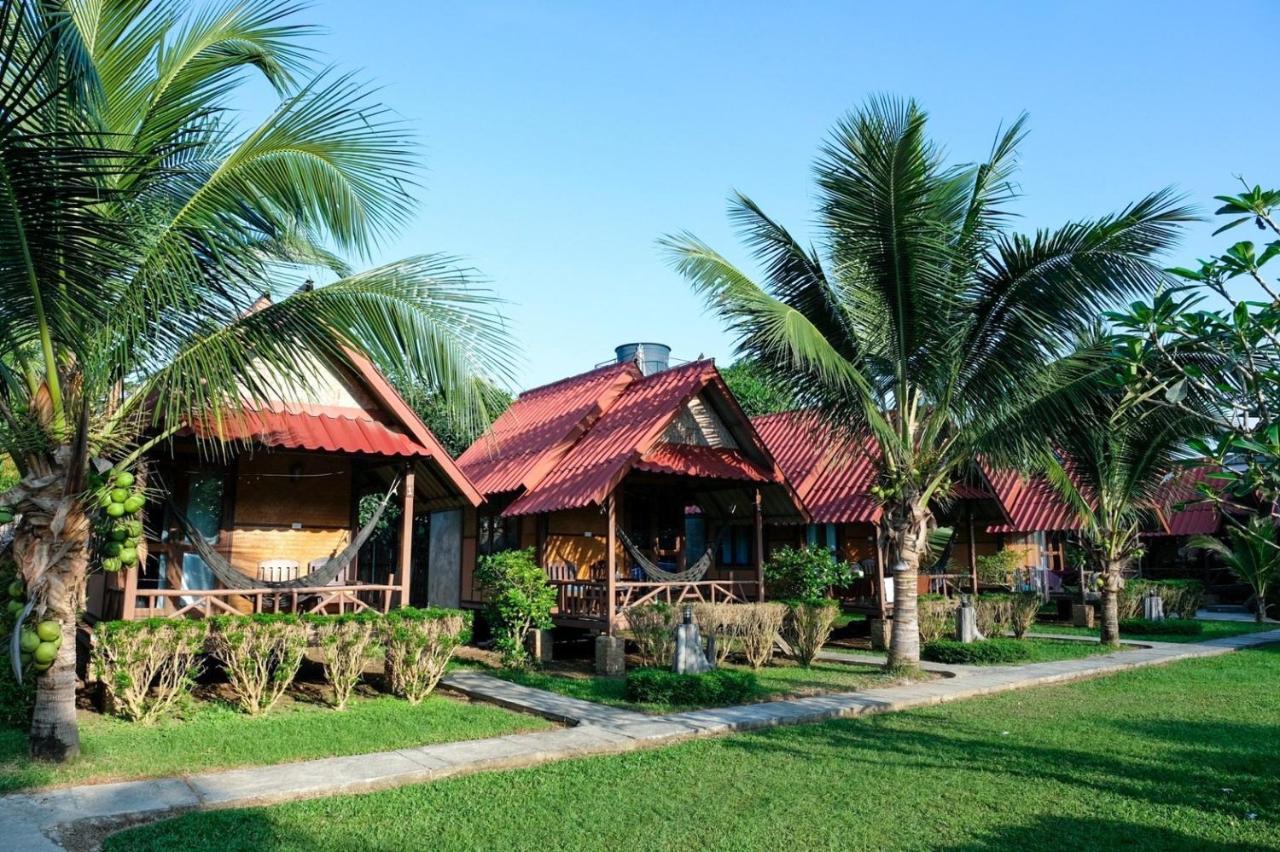 Pai Nam Now Bed and Breakfast Esterno foto
